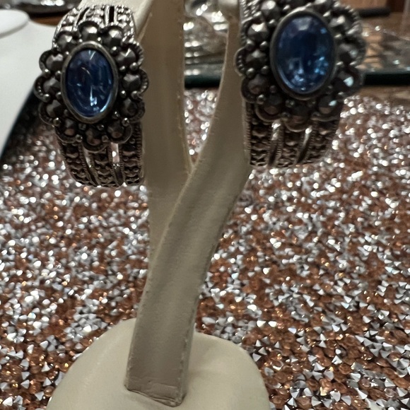 Avon blue stone from 1994 - Picture 4 of 9